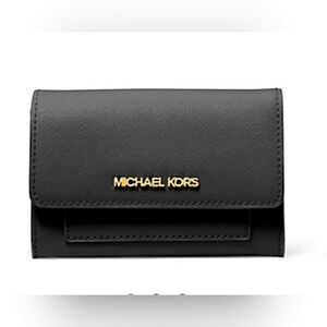 NWT MICHAEL KORS Jet Set 2-in-1 Wallet in Black